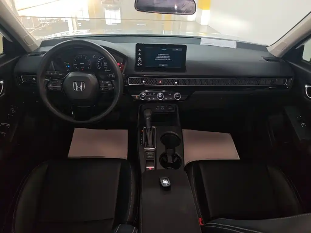 Honda Civic 2023 — фото 10