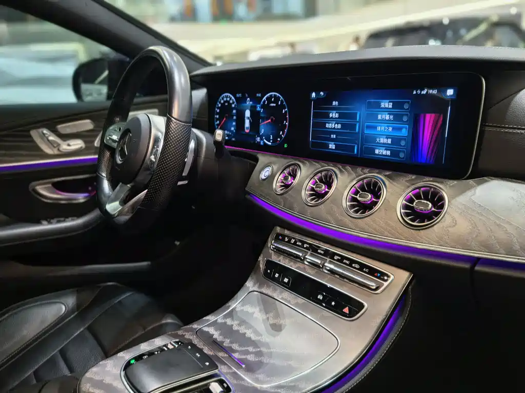 Mercedes-Benz CLS 2021 — фото 11