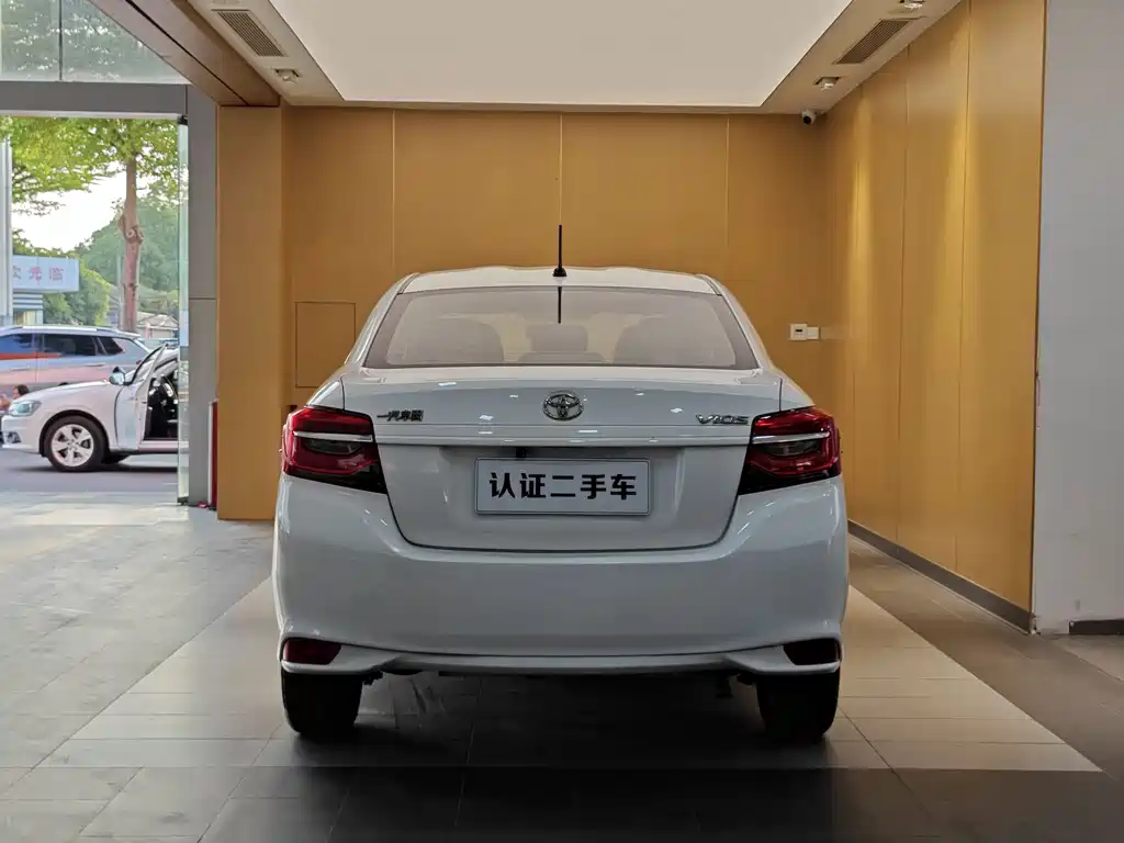 Toyota Vios 2023 — фото 27