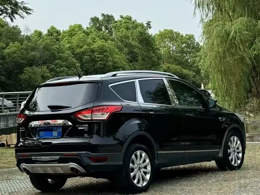 Ford Kuga 2013