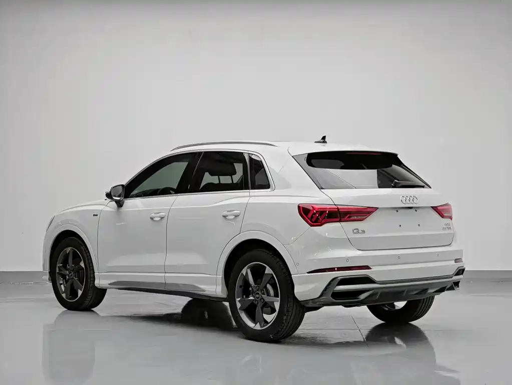Audi Q3 2023