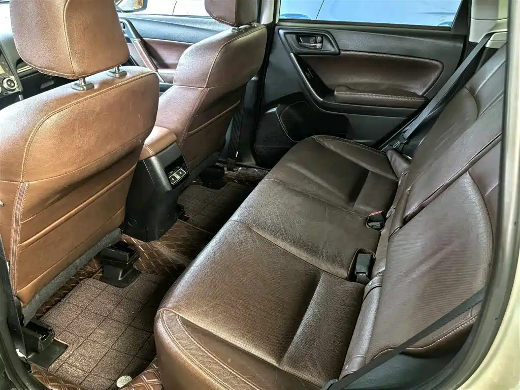 Subaru Forester 2017 — фото 6