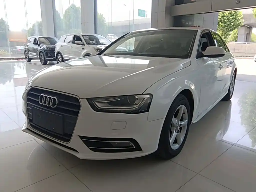 Audi A4L 2014