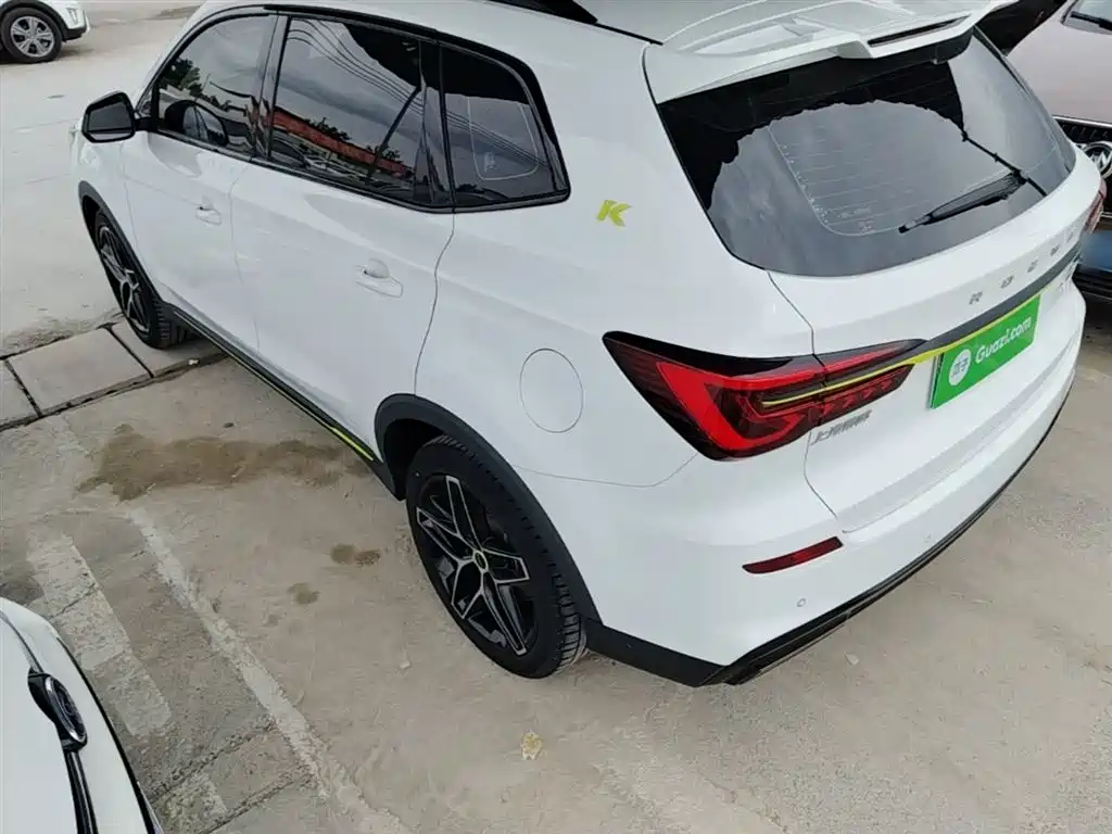 Roewe RX5 New Energy 2022 — фото 5