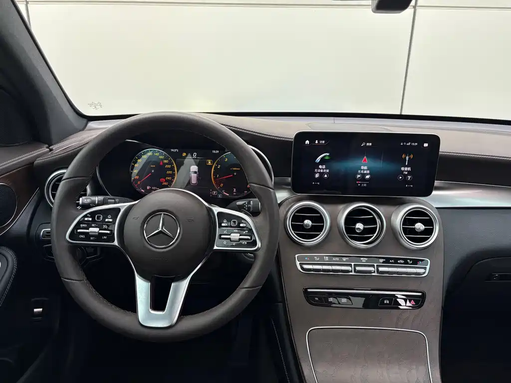Mercedes-Benz GLC 2022 — фото 10
