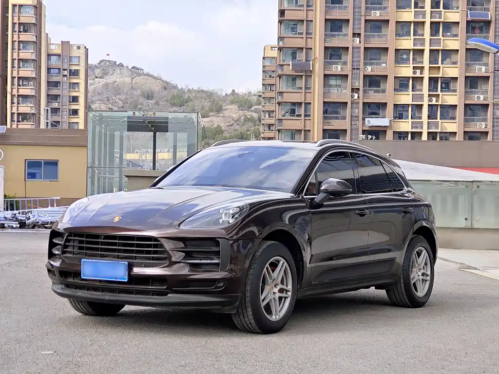 Porsche Macan 2020 — фото 1