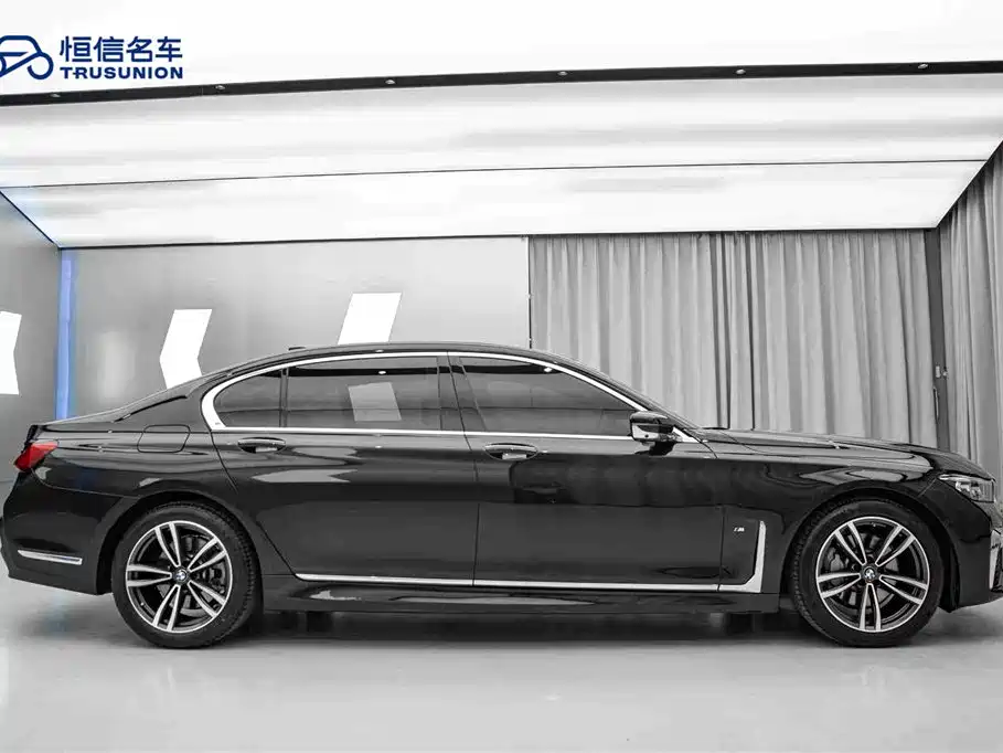BMW 7 Series 2021 — фото 4