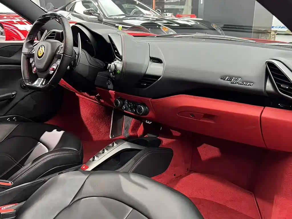 Ferrari 488 2019 — фото 10