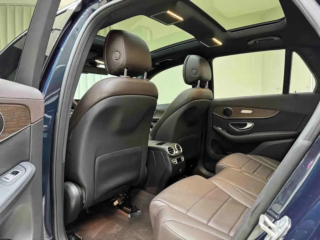 Mercedes-Benz GLC 2022 — фото 17
