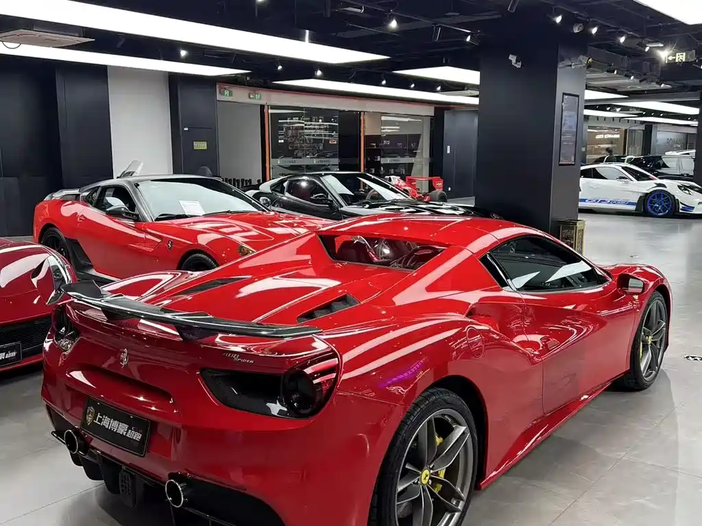 Ferrari 488 2019 — фото 5