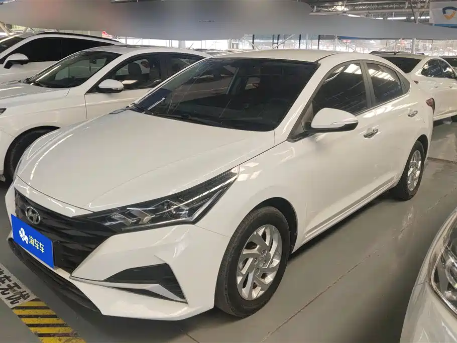 Hyundai Verna 2021 — фото 1