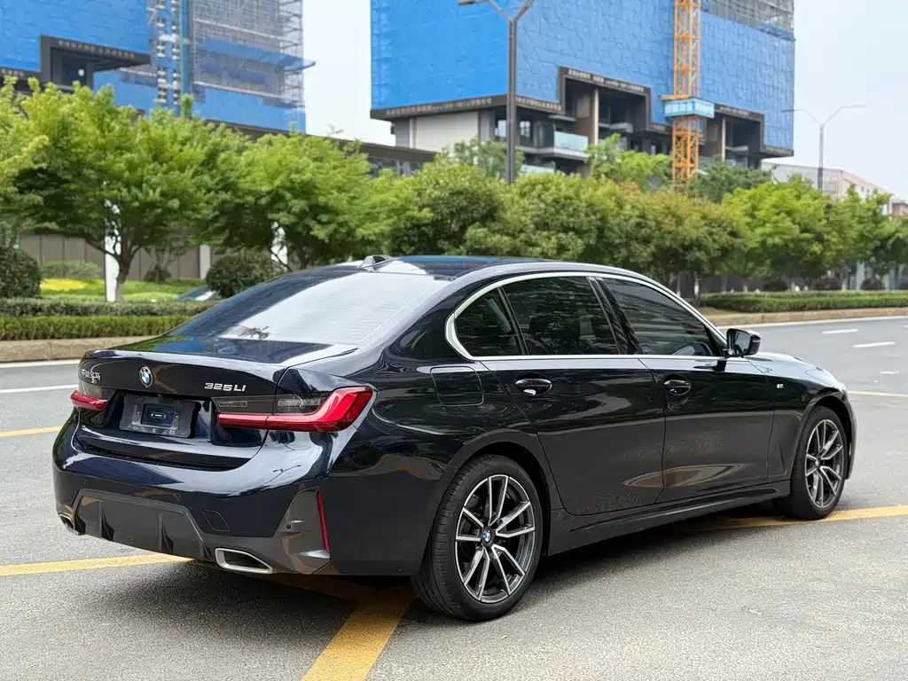 BMW 3 Series 2024