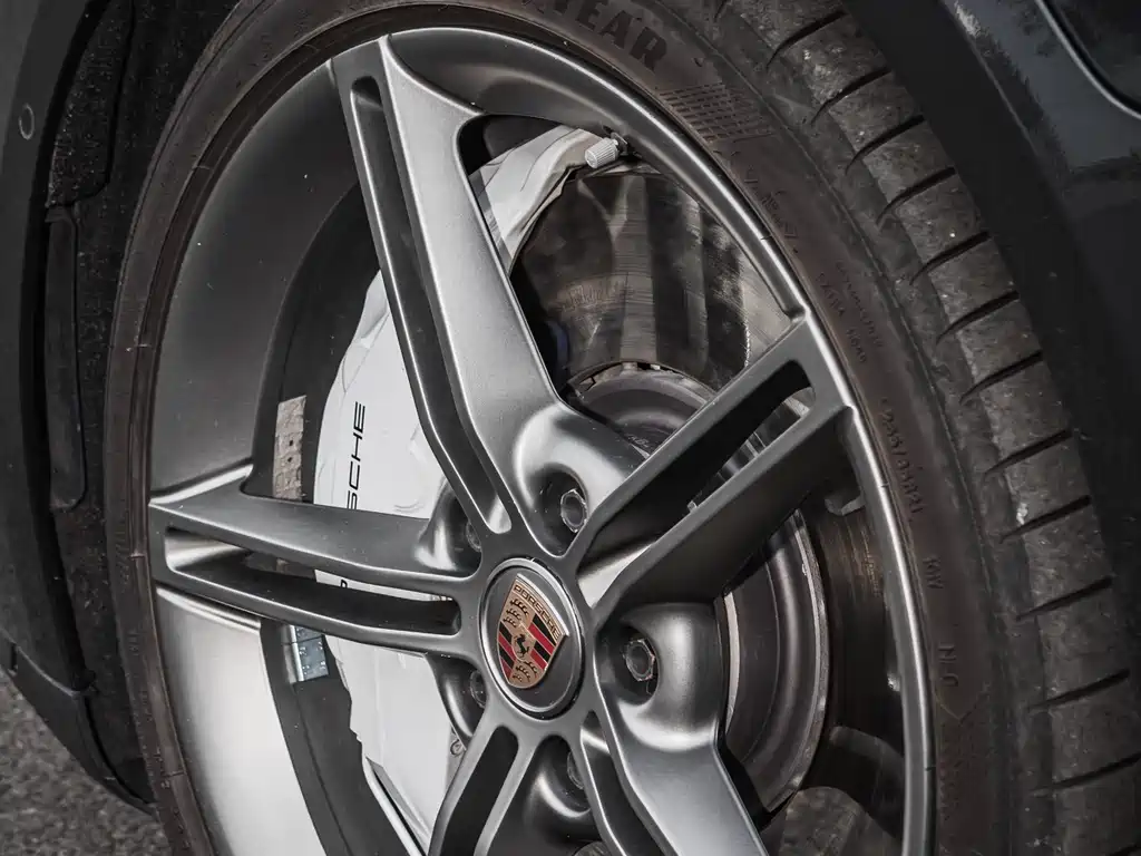 Porsche Taycan 2020