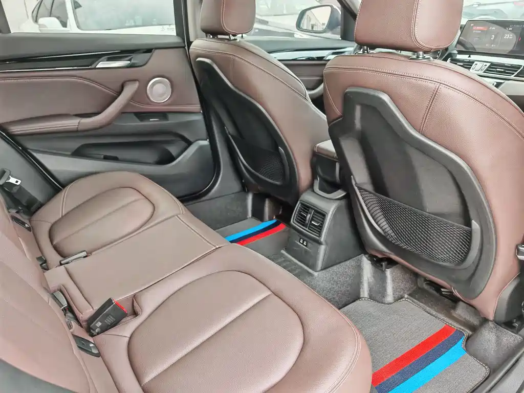 BMW X1 2022 — фото 18