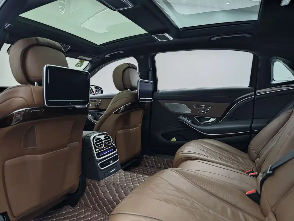 Mercedes-Benz Maybach S-Class 2017 — фото 22