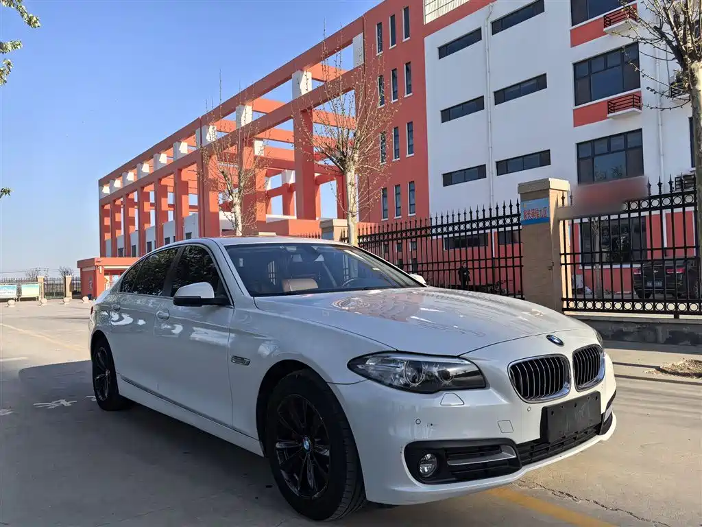 BMW 5 Series 2016 — фото 4