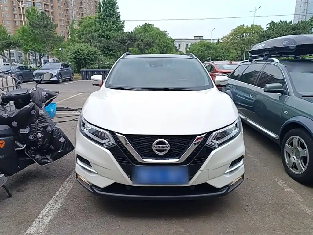 Nissan Qashqai 2022 — фото 3