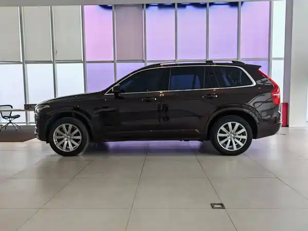 Volvo XC90 2017