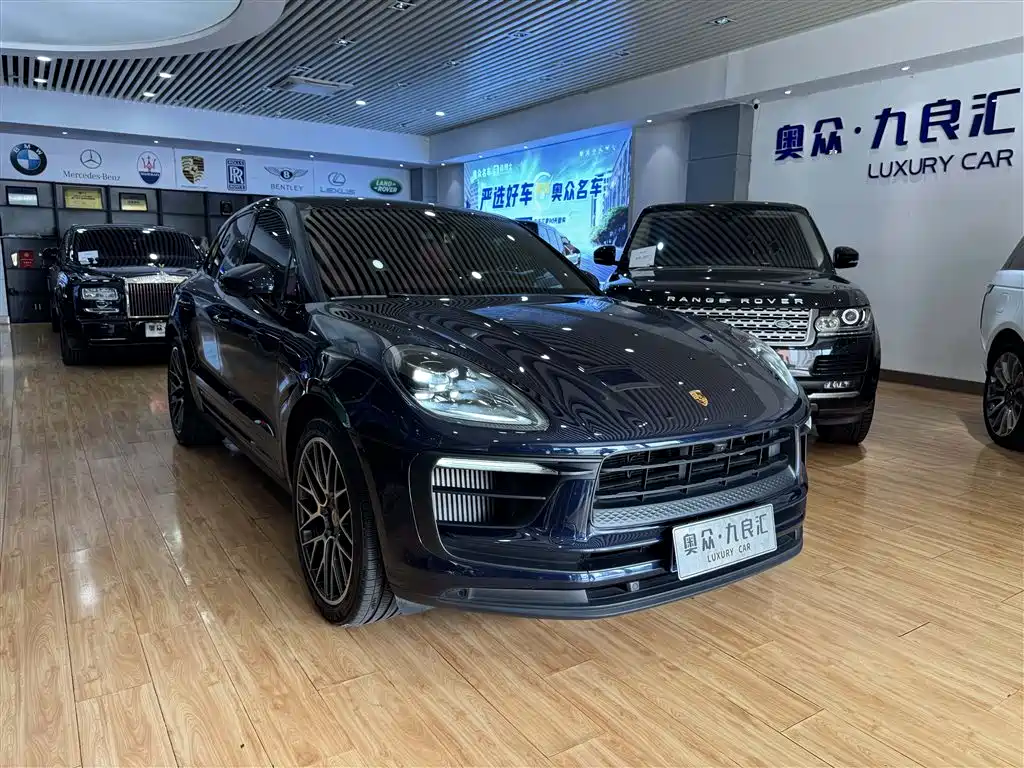 Porsche Macan 2022