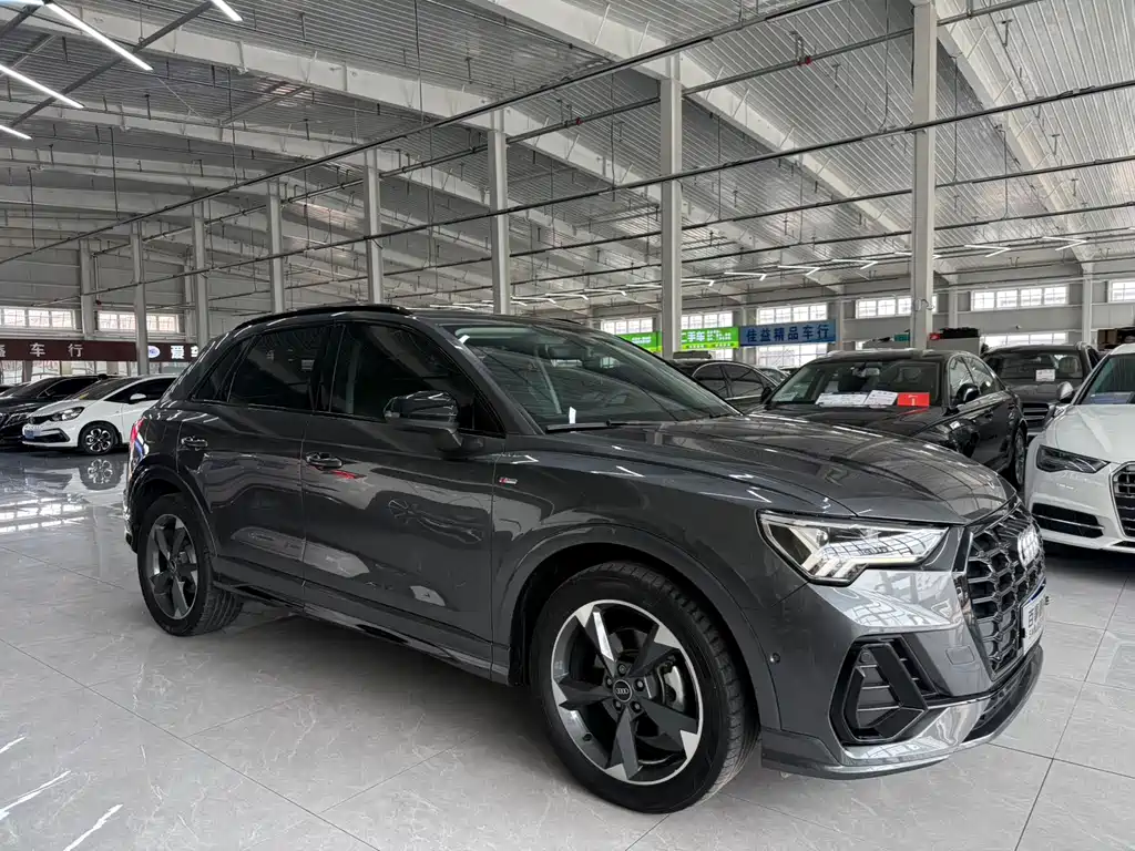 Audi Q3 2022