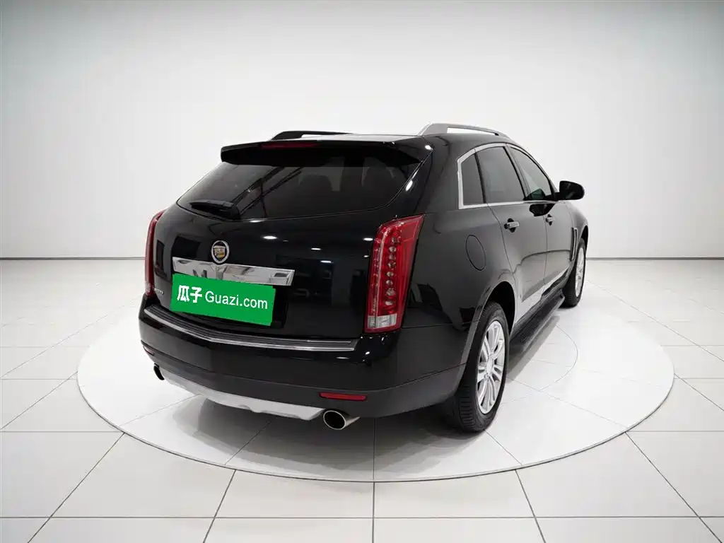 Cadillac SRX 2015 — фото 6