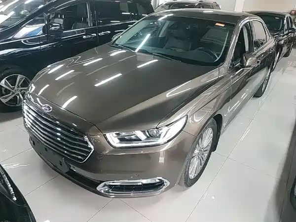 Ford Taurus 2015