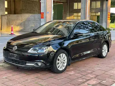 Volkswagen Sagitar 2015