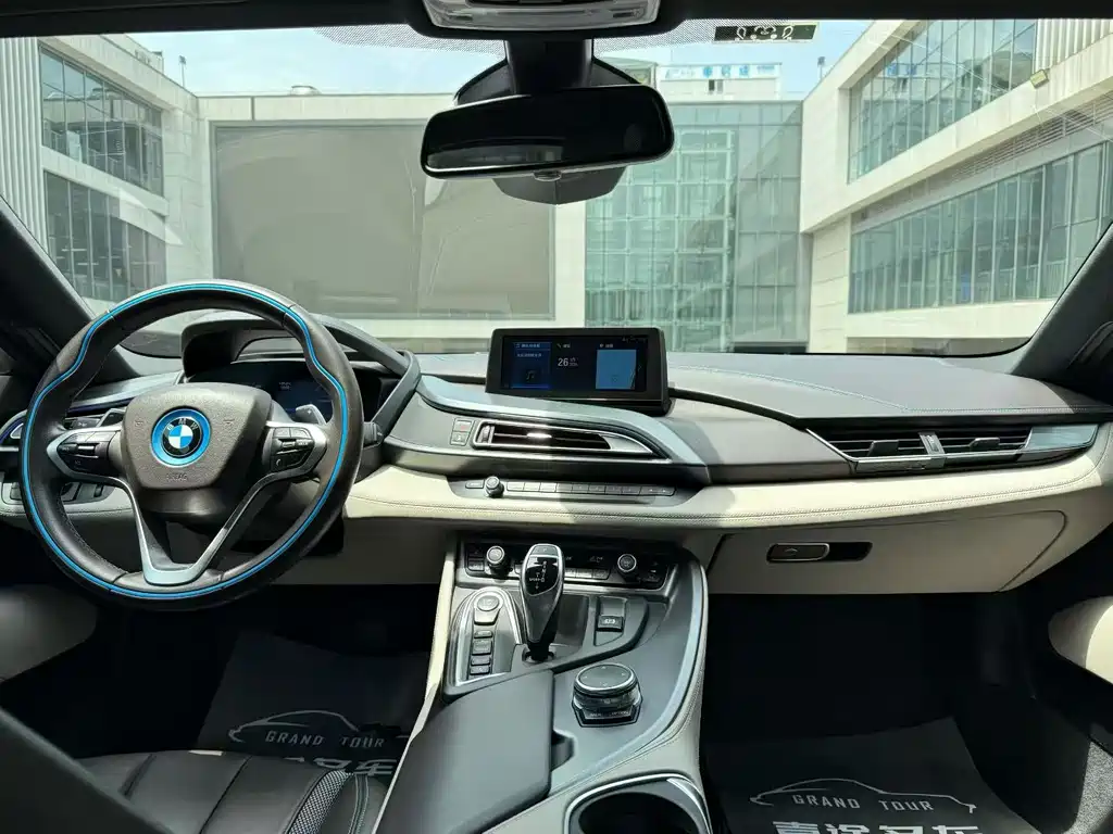 BMW i8 2016 — фото 9