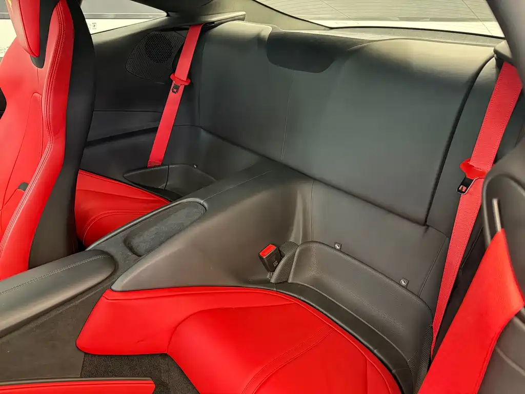 Ferrari Roma 2021 — фото 12