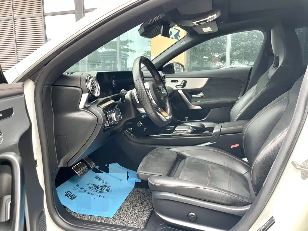 Mercedes-Benz CLA 2021