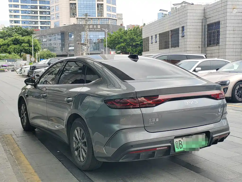 BYD Qin L 2025 — фото 2