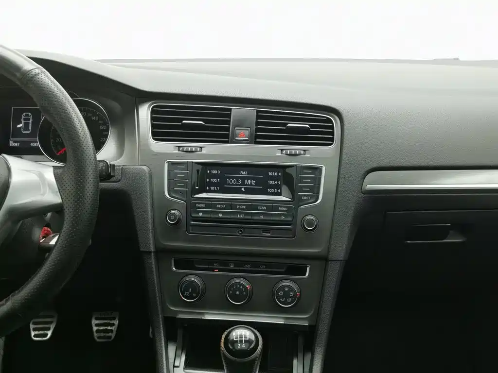 Volkswagen Golf 2015 — фото 12