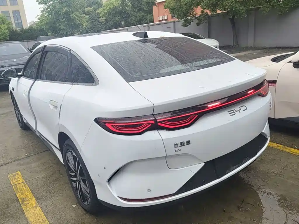 BYD Qin L 2025 — фото 5