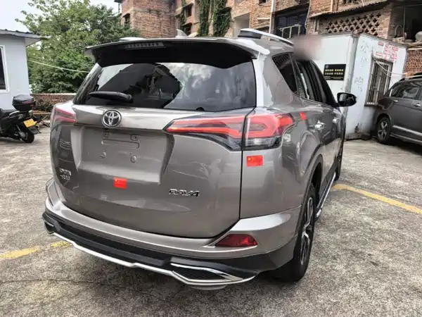 Toyota RAV4 2016
