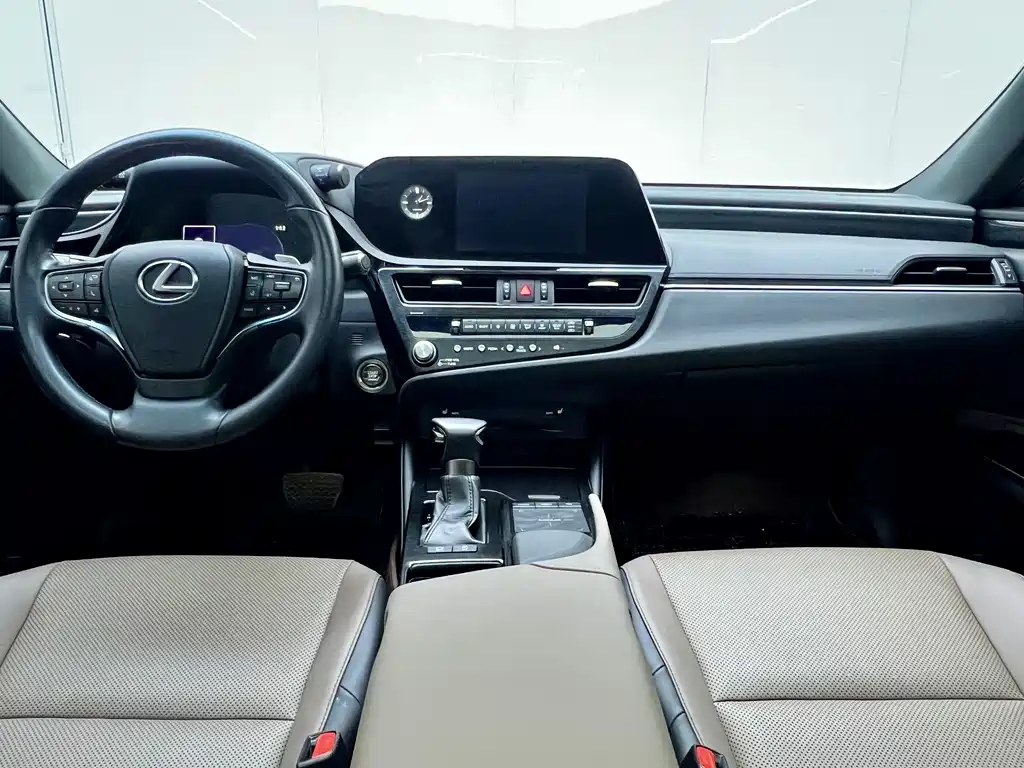 Lexus ES 2022 — фото 8