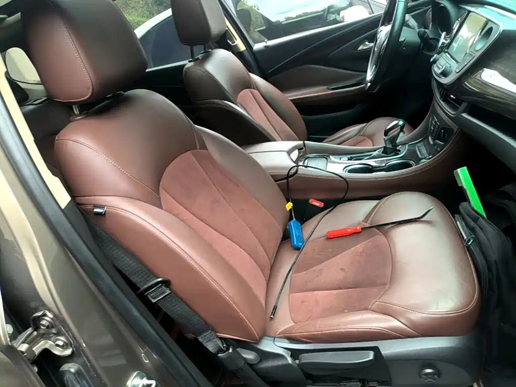 Buick Envision Plus 2017 — фото 25