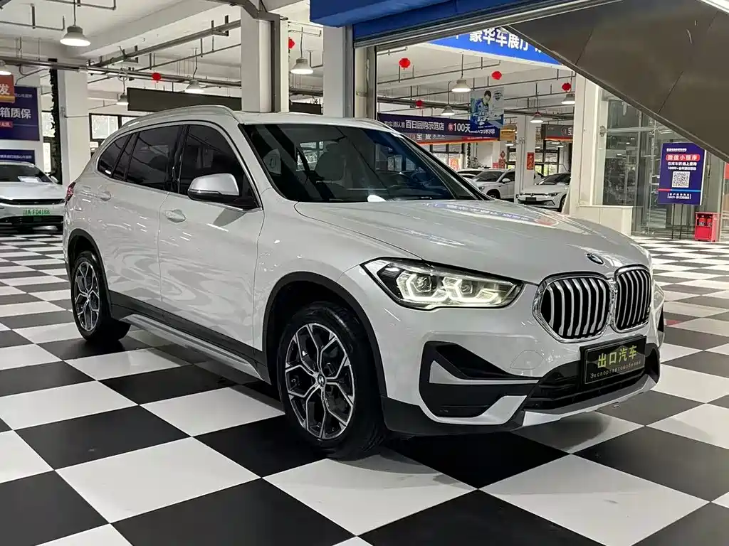 BMW X1 2023 — фото 3