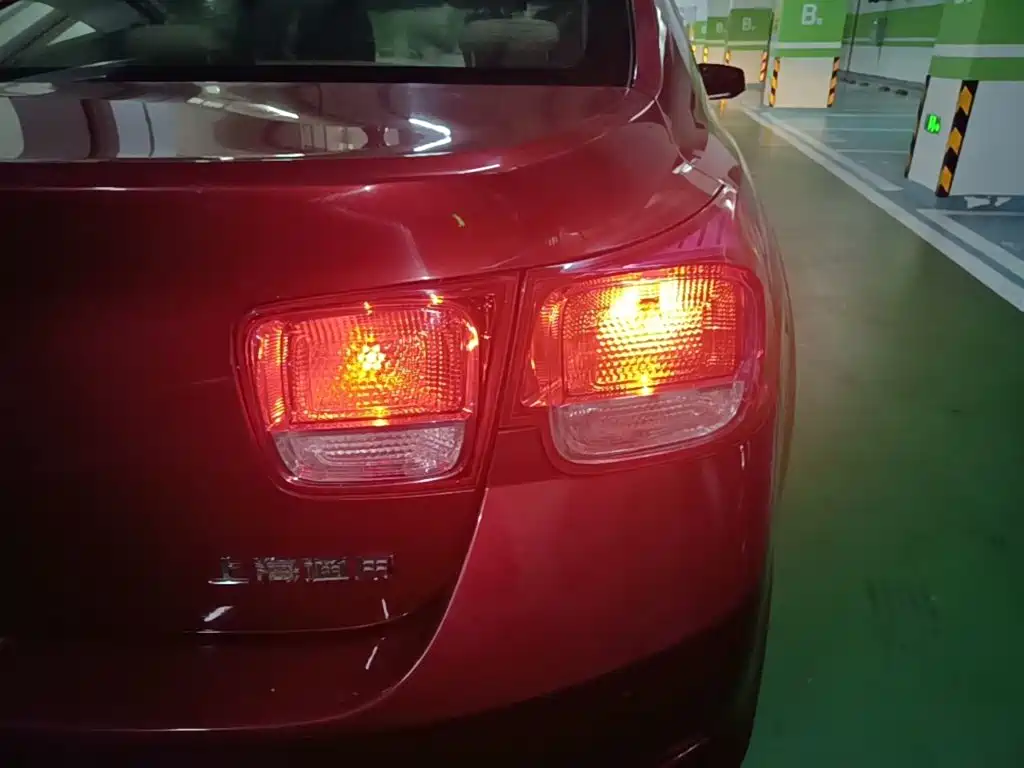 Chevrolet Malibu 2015 — фото 8