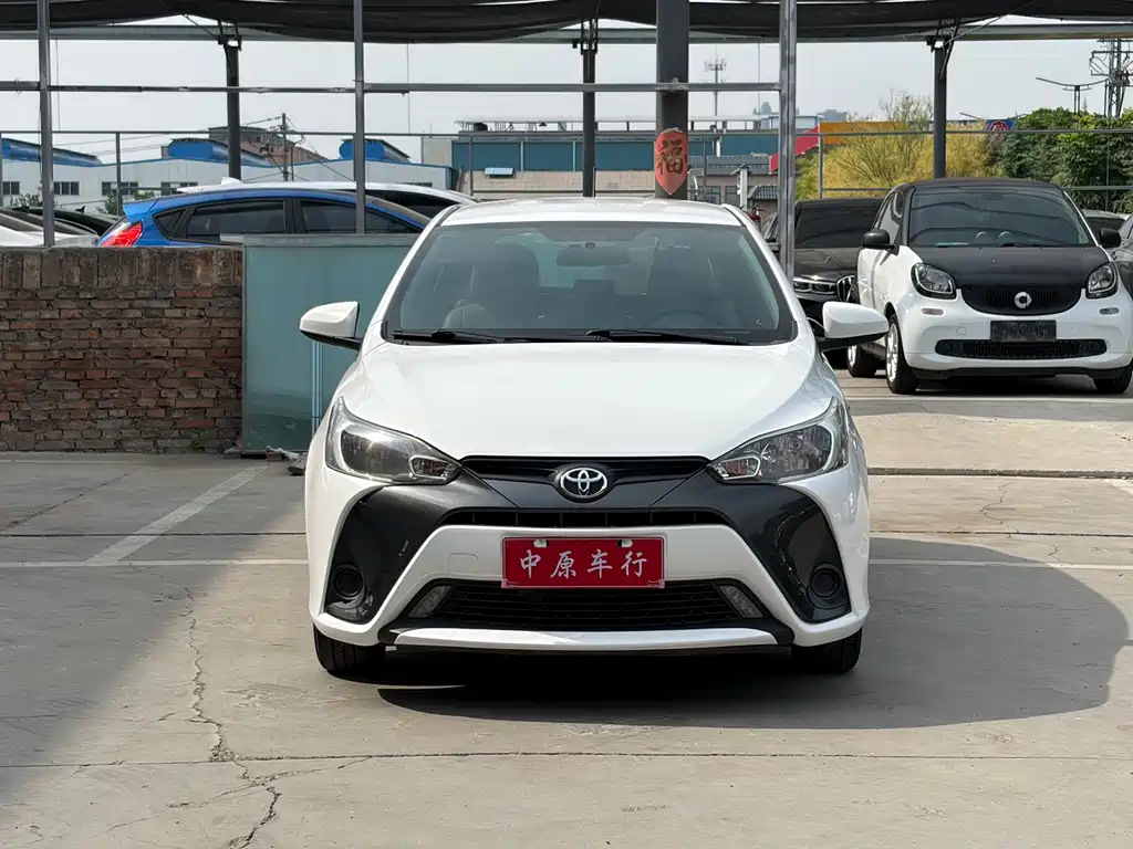 Toyota Yaris L 2019
