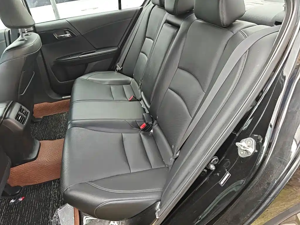 Honda Accord 2017 — фото 17