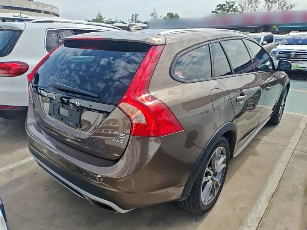 Volvo V60 2018
