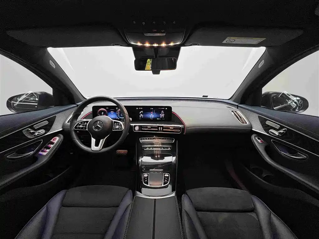 Mercedes-Benz EQC 2022 — фото 16