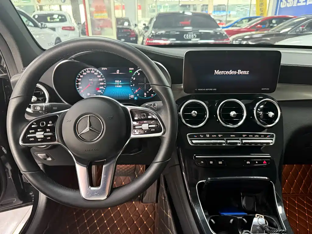 Mercedes-Benz GLC Coupe 2022