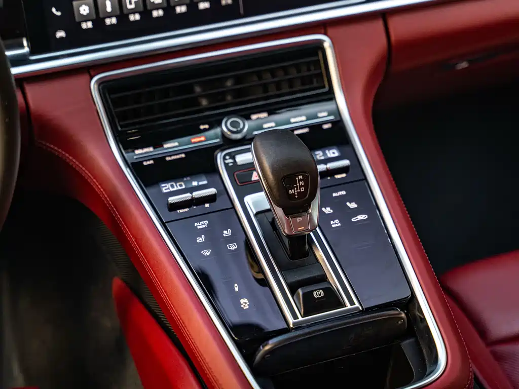 Porsche Panamera 2022 — фото 14
