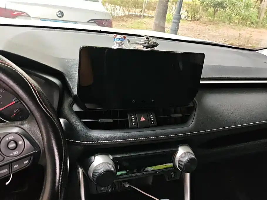 Toyota Wildlander 2025 — фото 13