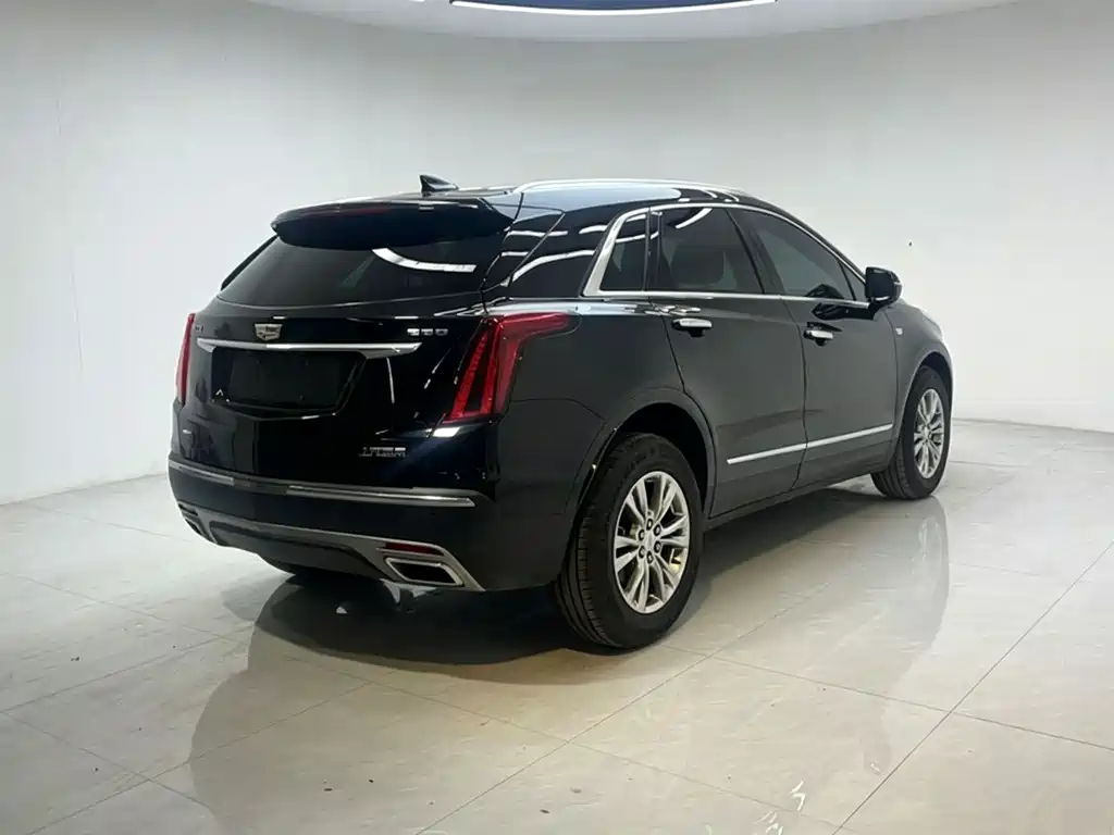 Cadillac XT5 2020 — фото 6
