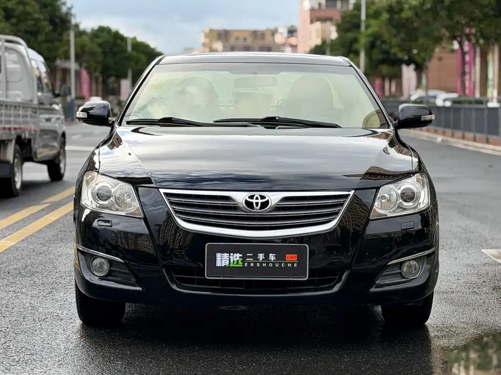Toyota Camry 2008 — фото 2