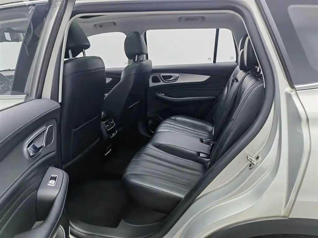 Roewe RX5 MAX 2020 — фото 15