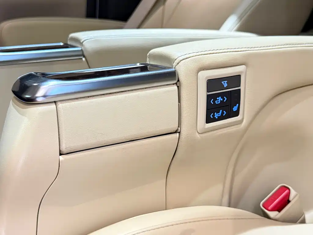 Toyota Alphard 2019 — фото 14