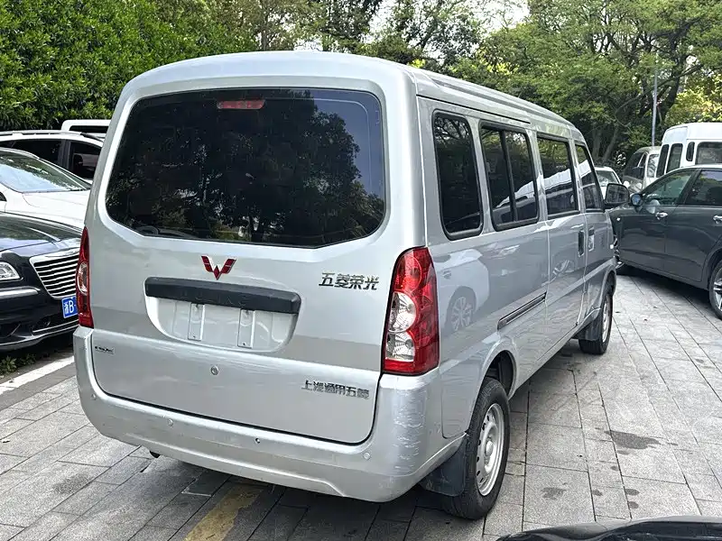 Wuling Rongguang 2017 — фото 19